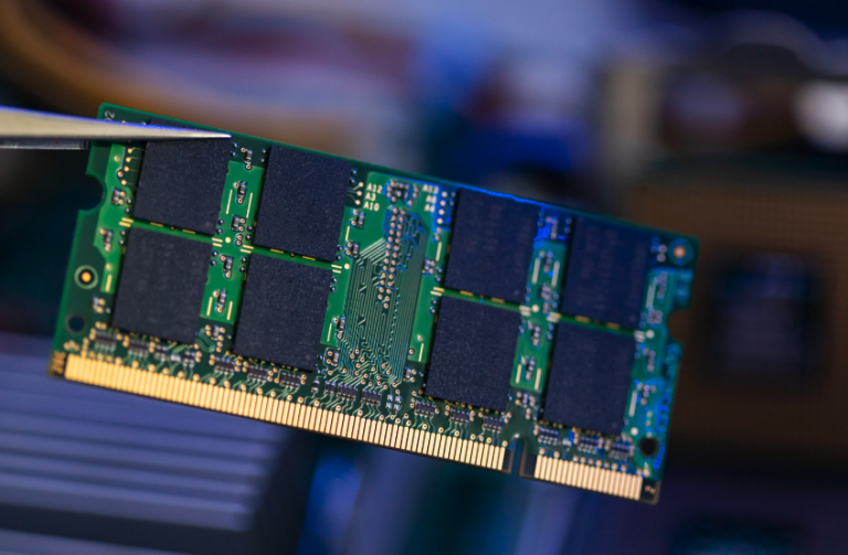 Memory Chips: RAM, ROM, DDR4, DDR5, Flash & Server Memory Solutions -  Microchip USA